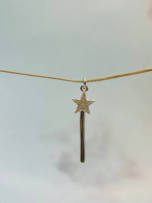 Ciondolo Bacchetta Pizzico