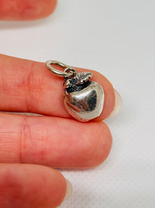 Ciondolo argento mela Pizzico