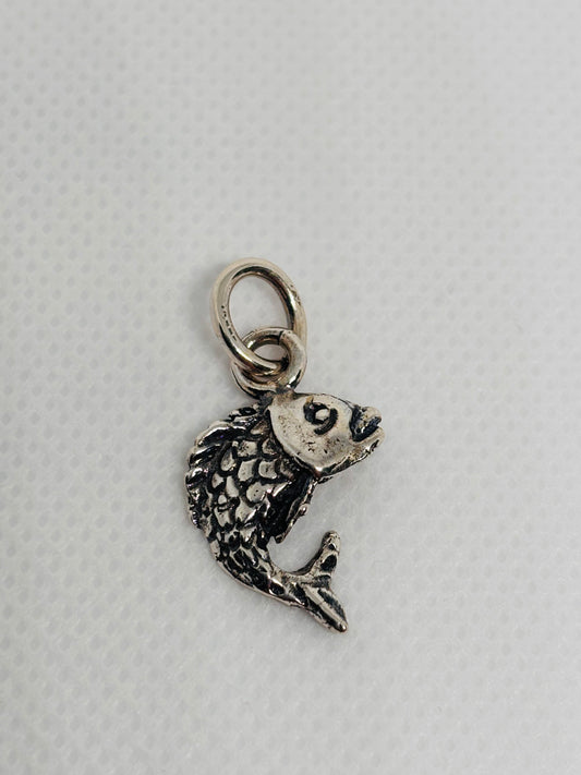Ciondolo carpa argento Pizzico