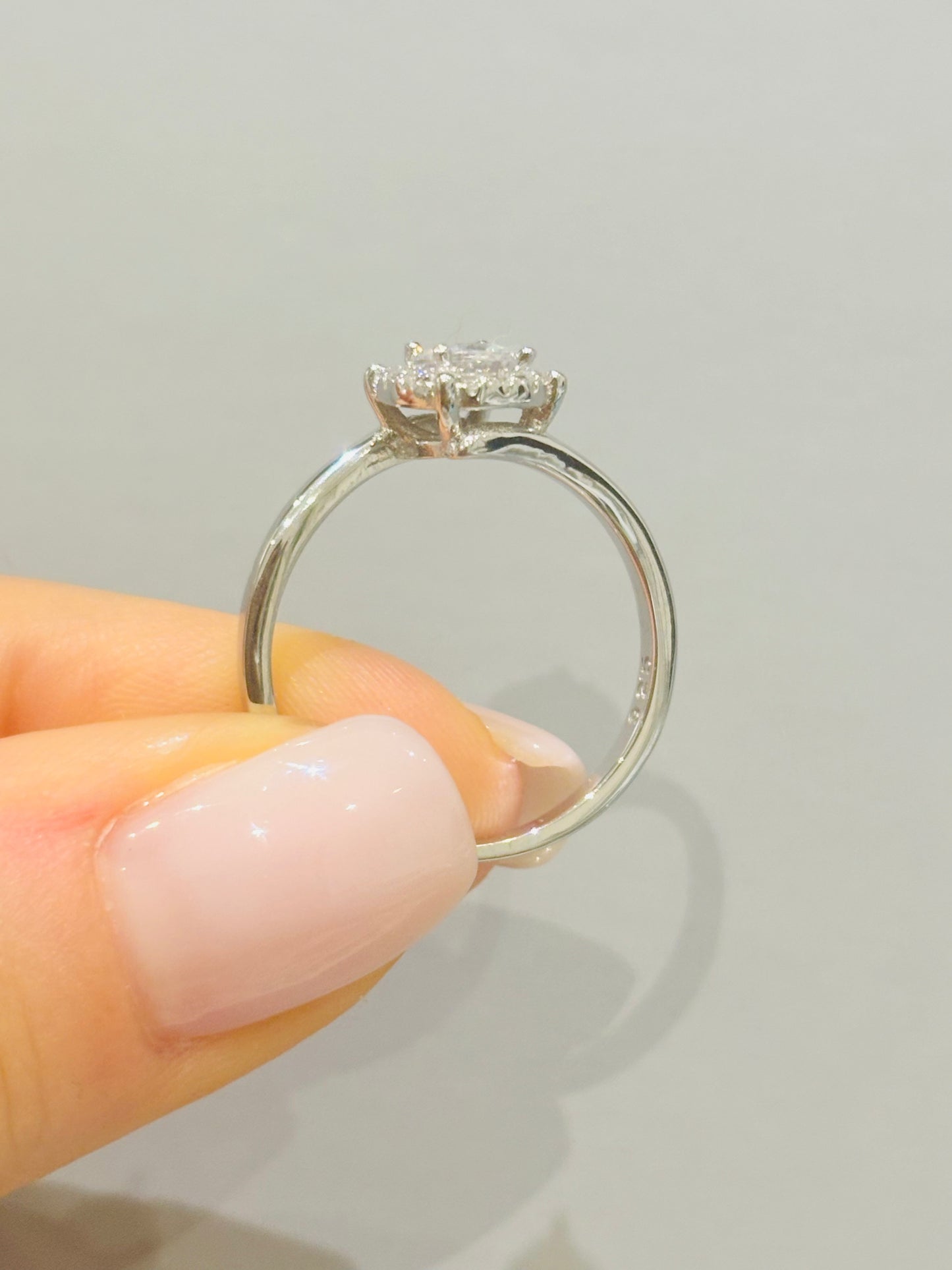 Anello Solitario Lia Brillovers
