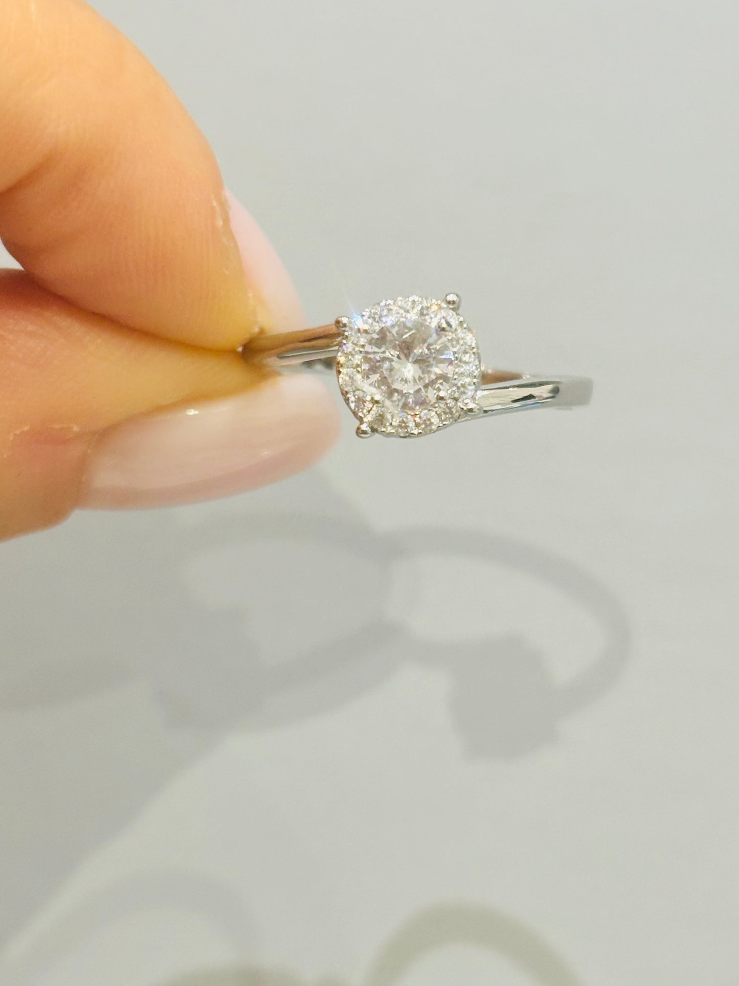 Anello Solitario Lia Brillovers