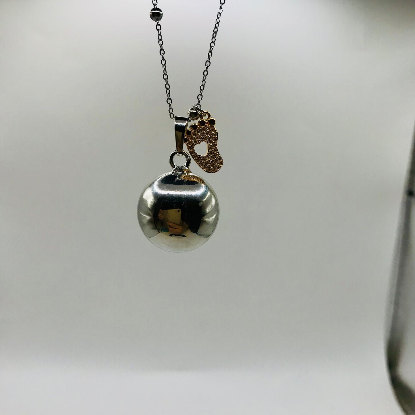 Collana Chiama angeli piedini