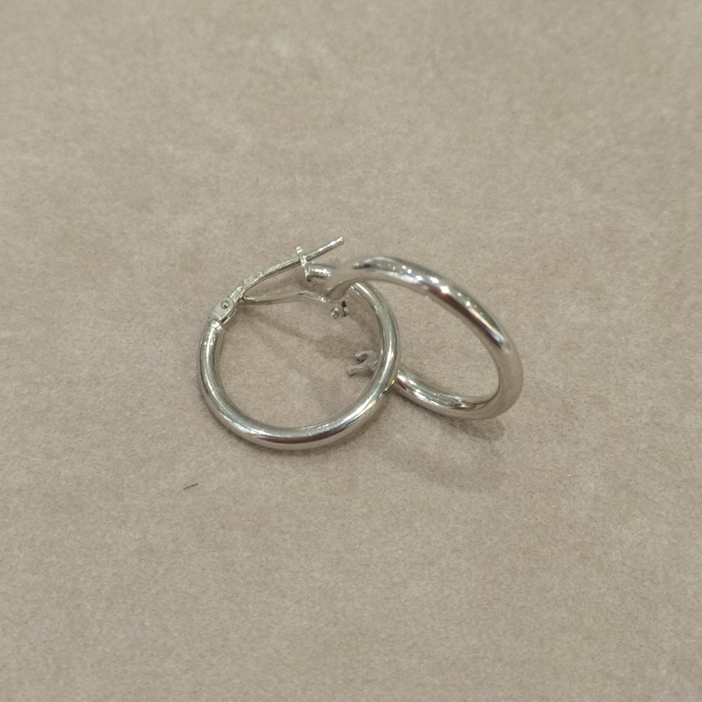 Orecchini a Cerchio Argento Minimal