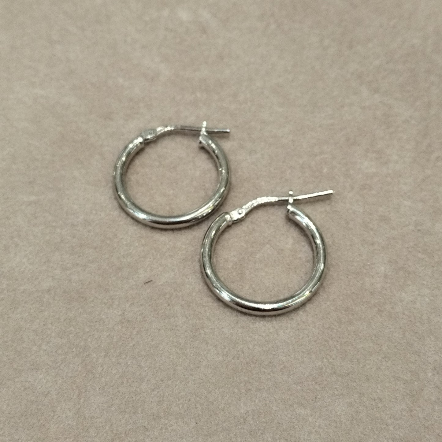 Orecchini a Cerchio Argento Minimal