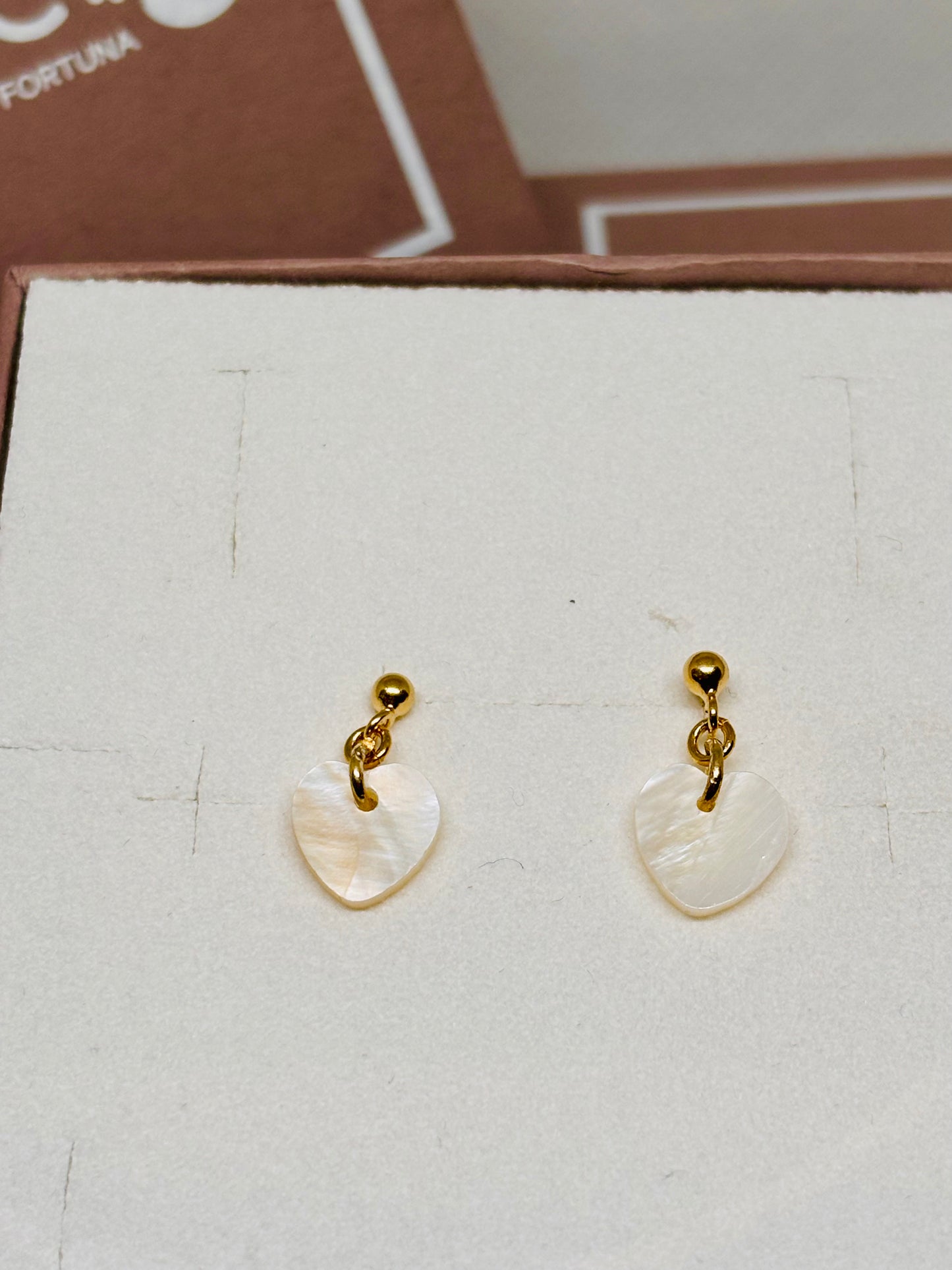 Orecchini cuori madreperla Pizzico