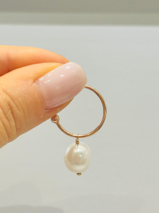 Orecchini cerchi rose con perla