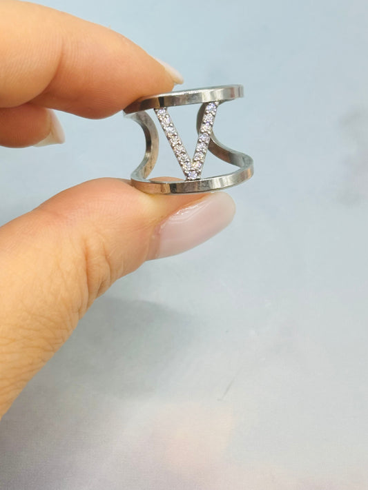 Anello argento Lettera