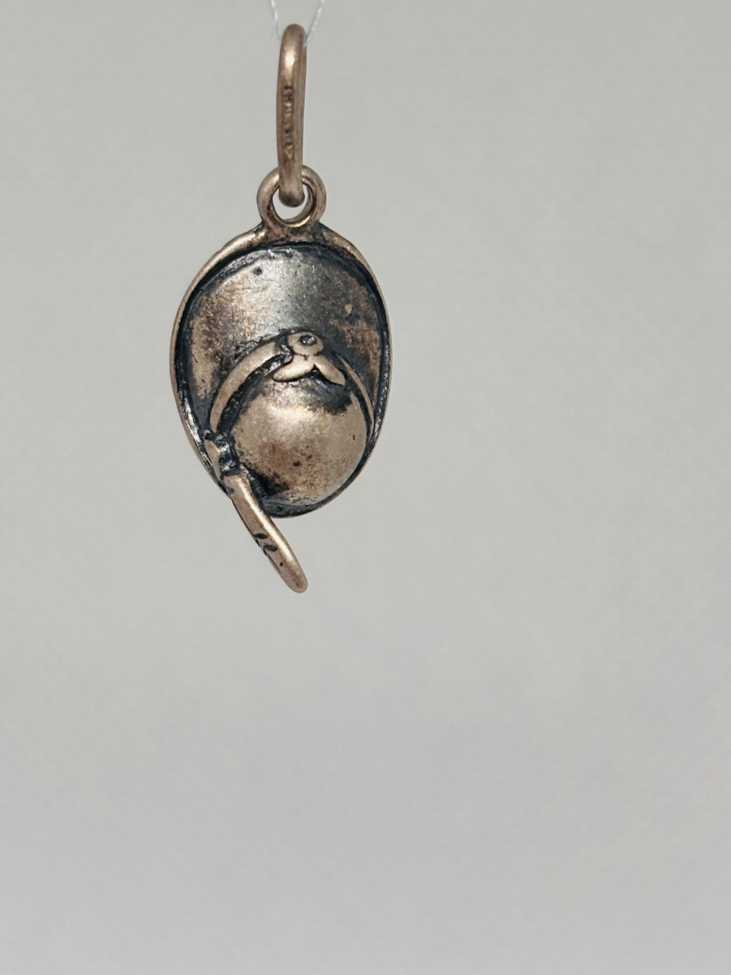 Ciondolo Freccia nera Pizzico